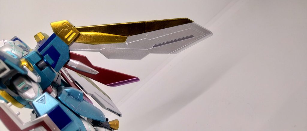 ウイングのシルバーも2色使いしてみました