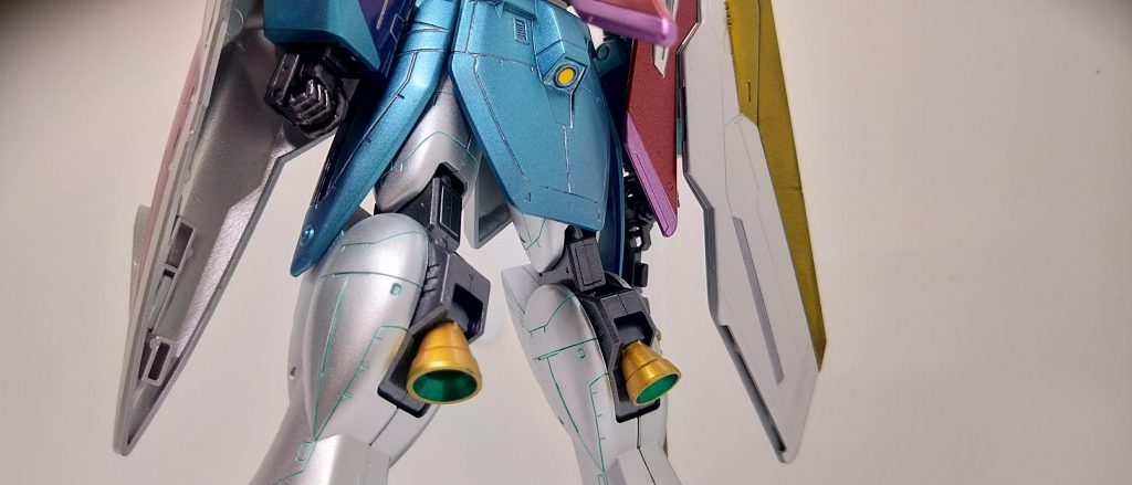 背部、バーニア等