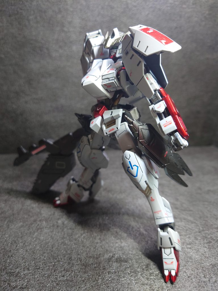 全部光沢クリアー仕上げです。