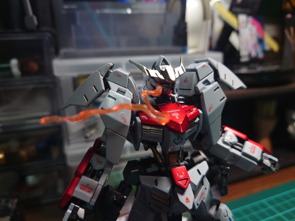 熱くてなかなか難しい工作でしたww( ランナーをロウソクで炙って生手で修正...)