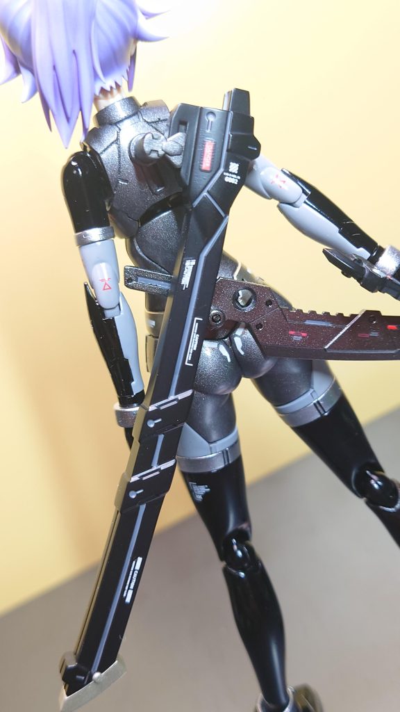 鞘はスッキリ目にしました