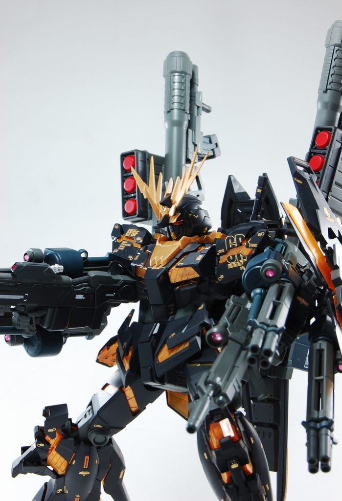 1/100 バンシィ–5枚目/制作者：@kaishi1103