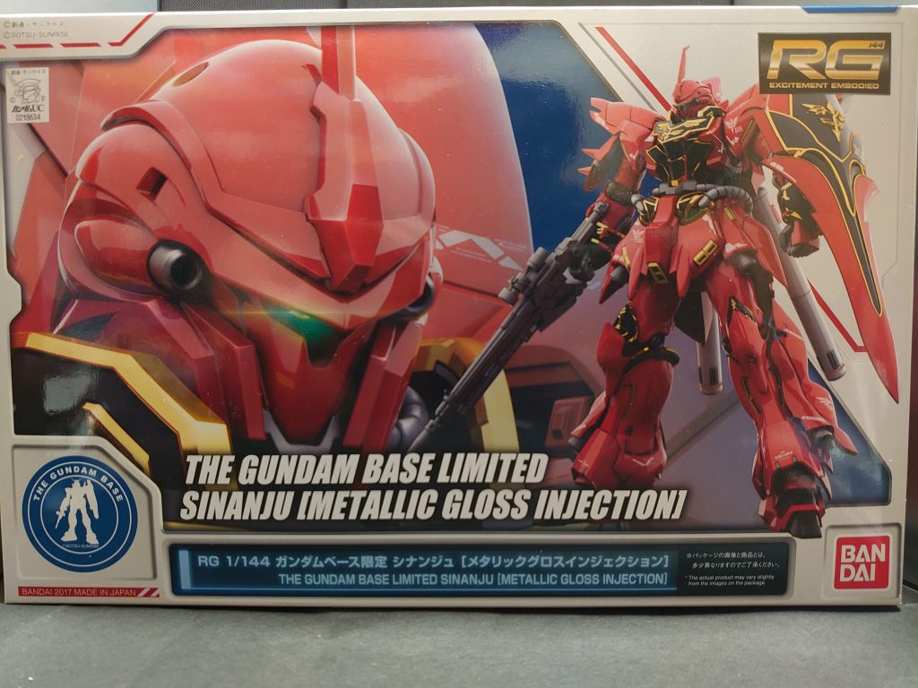 光沢感やスタイリングは抜群ですが、元のRG自体のキットがポロリの多さ、自立が難しい点等欠点も多い商品です。ただここ数年再販もなく貴重なキットのため、過去に買っておいて良かったと思います。最後までご覧頂きありがとうございました☺️