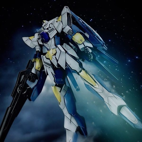 リボーンズガンダム（青）