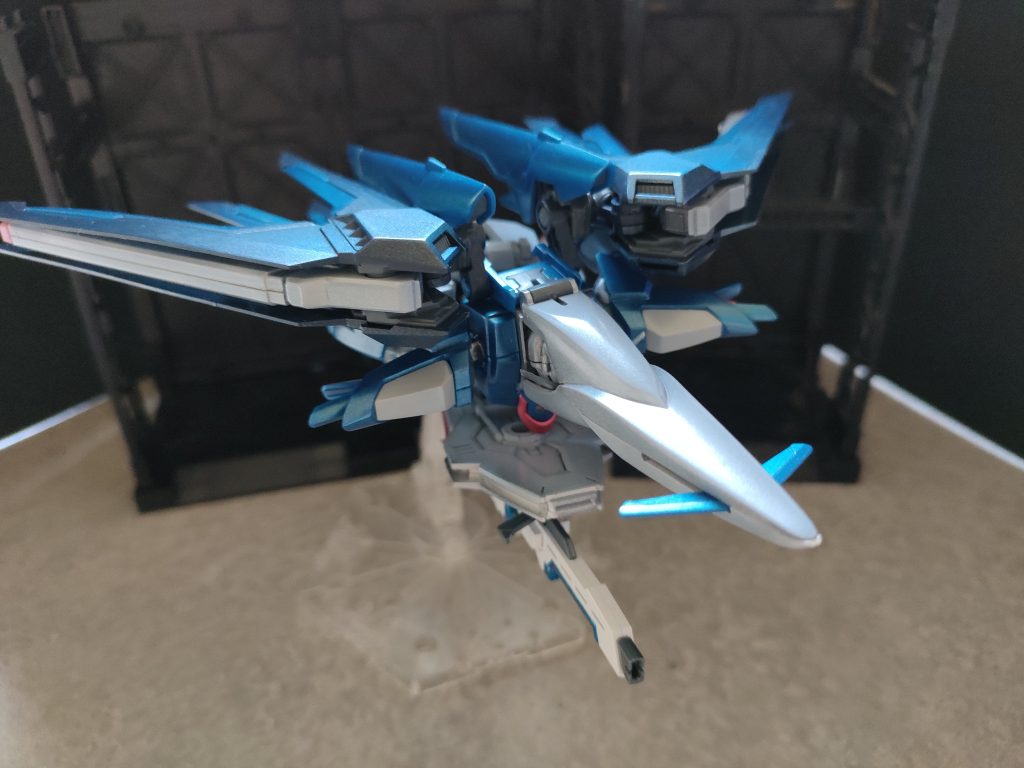 批判もあるようだけど、私はこの飛行形態好きですよ。