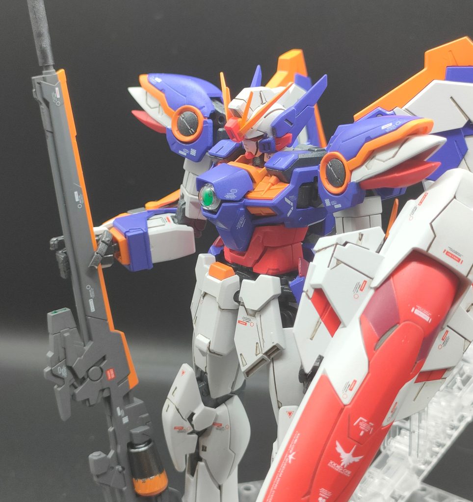 白… ニュートラルホワイト青 … コバルトバイオレット赤1 … フレイムレッド赤2 … あずき色黄 … マンダリンオレンジフレーム … メタルブラックバスターライフル … メカサフ スーパーヘヴィ少し赤系に振り過ぎました。