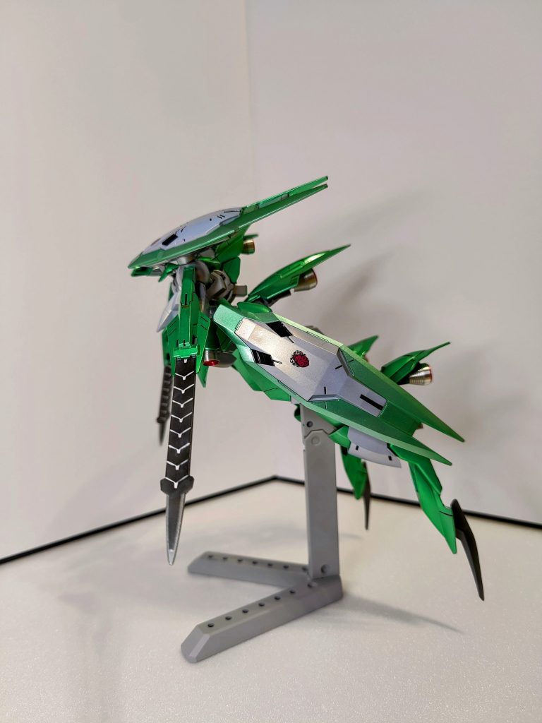 本当にHGか?と思うくらい細かい部分も作り込まれていると思います