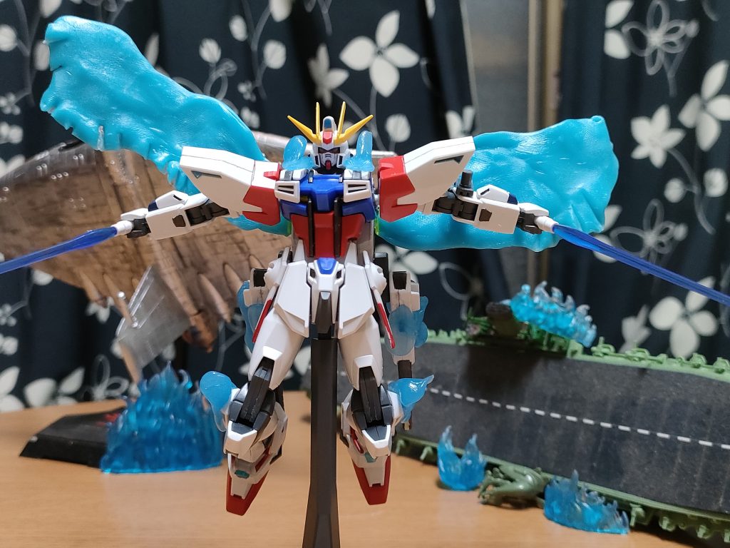 しかし、多くの巨大戦艦に致命的なダメージを与える程の斬撃の出力を誇る。