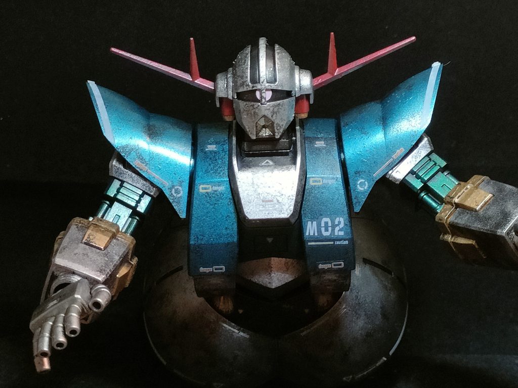 デカール様のものは全て100均のセリアで売っているミニチュアベース用シールを使っています。なかなかいい感じに合っているのでは？