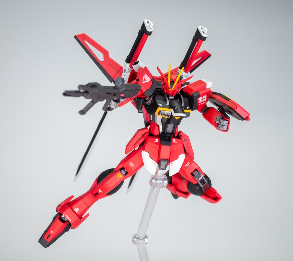 いまだにゲルググメナースが買えてないので、レールガン難民です。まぁでもサイズ感おかしいみたいなのでとりあえず普通のライフルで。