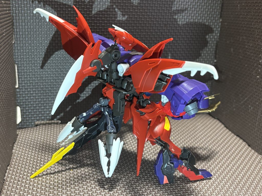 モードブルート背面