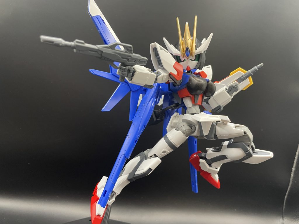 また、パーツの組み替えによりビルドストライクも再現可能です。