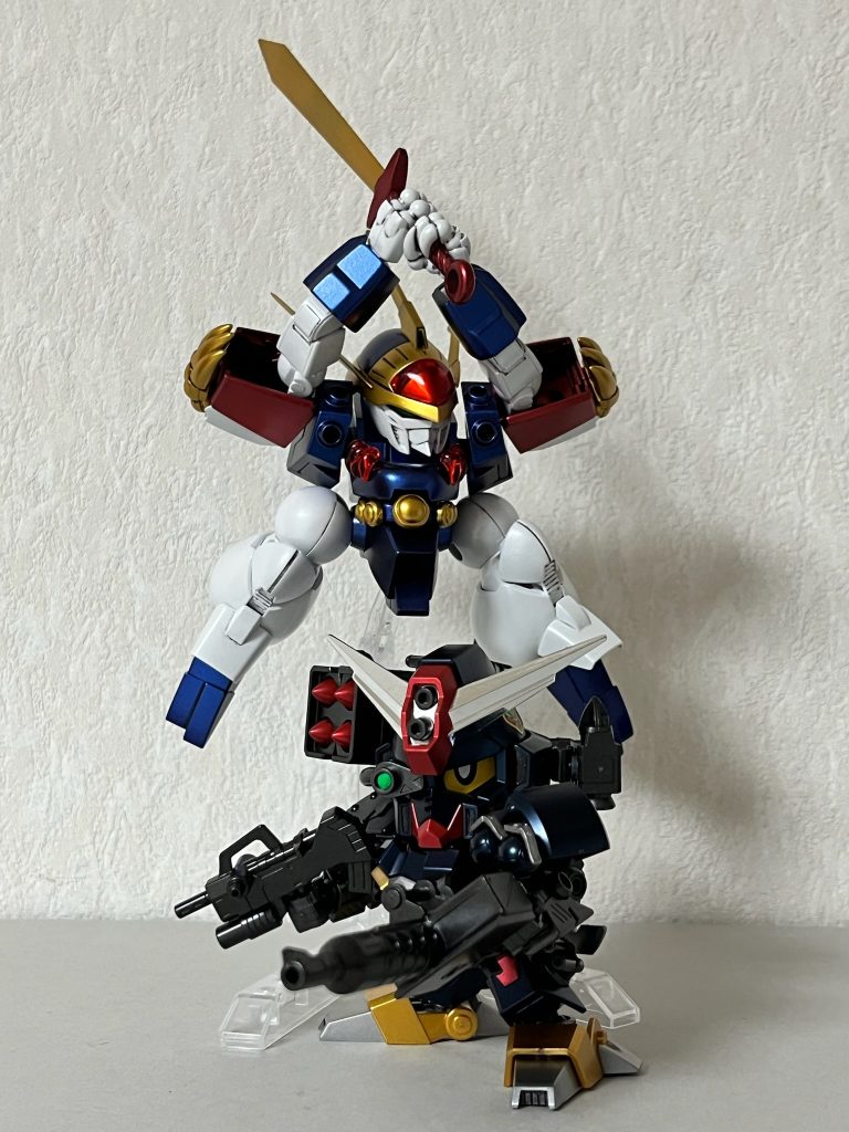 こう写真で見るとHG龍神丸の当て馬感が半端ないな😅‥‥中の人繋がりだからね。まあ見栄えブンドド専用に製作したから余り細かいポーズの写真が少ない🤦🏻‍♂️。