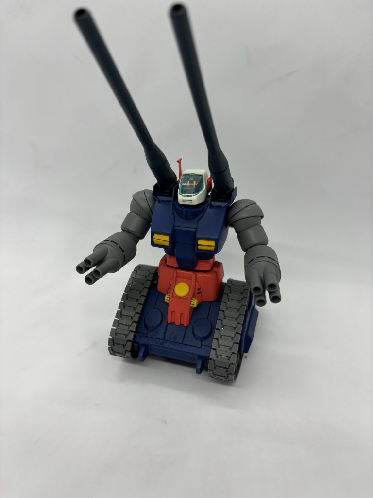 正面からV作戦で並べる際は欠かせない機体ですね。主な改修はしておらず、行ったのは合せ目消しぐらいです。