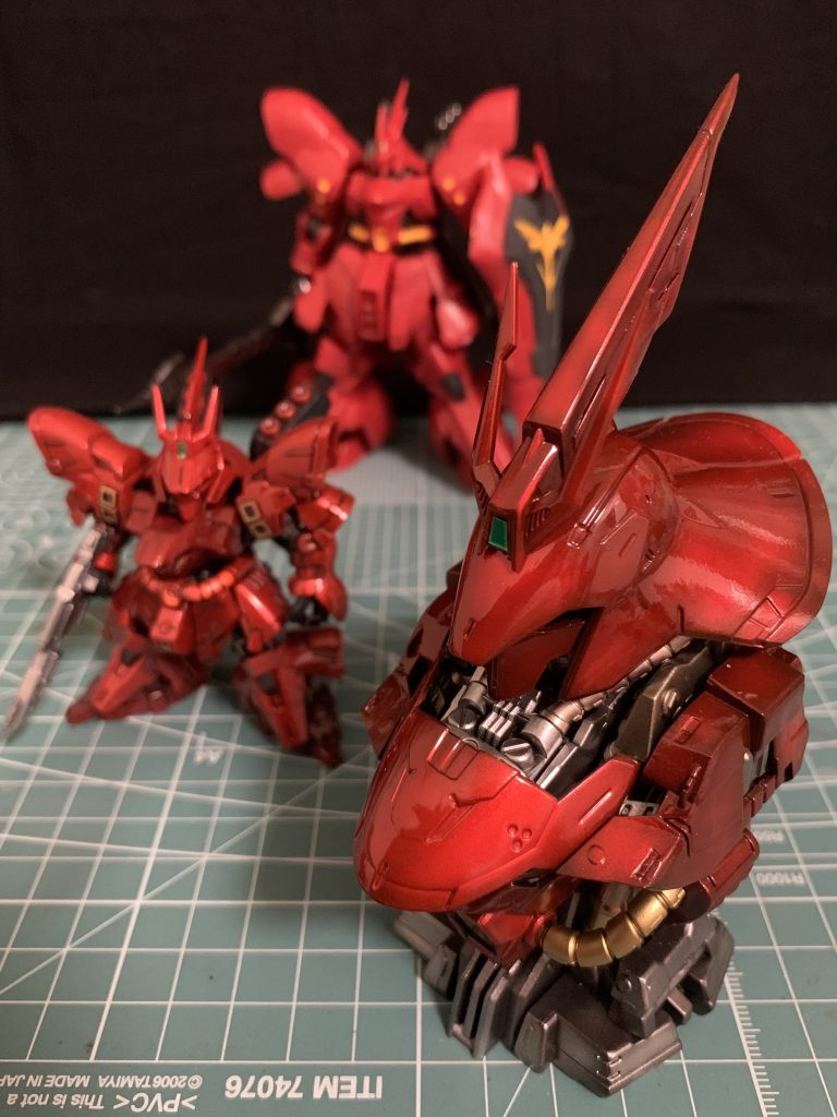 初めての胸像作りでしたが、とても楽しかったです。食玩だけでなくガチャポンまで始めたらガンプラは積むしかありませんね!w最後までありがとうございました。