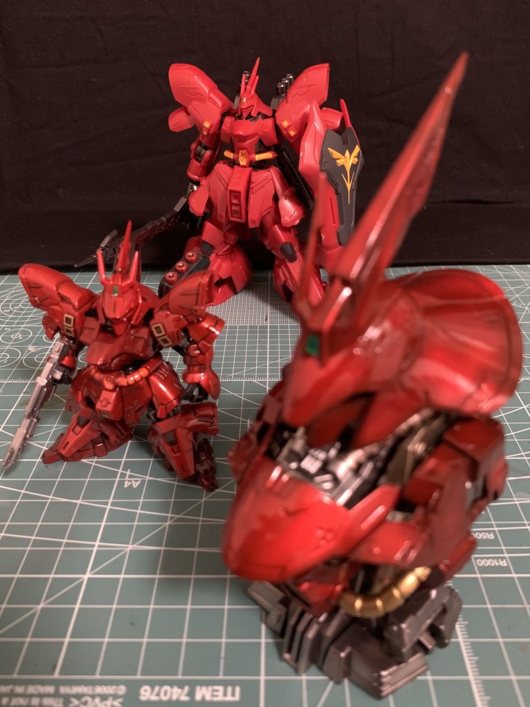 (おまけ)サザビーは好きなんですが、ガンプラは作ったことないんです。写真も食玩ですw いつかは赤い彗星の最後の機体を作ってみたいです。ではでは〜w
