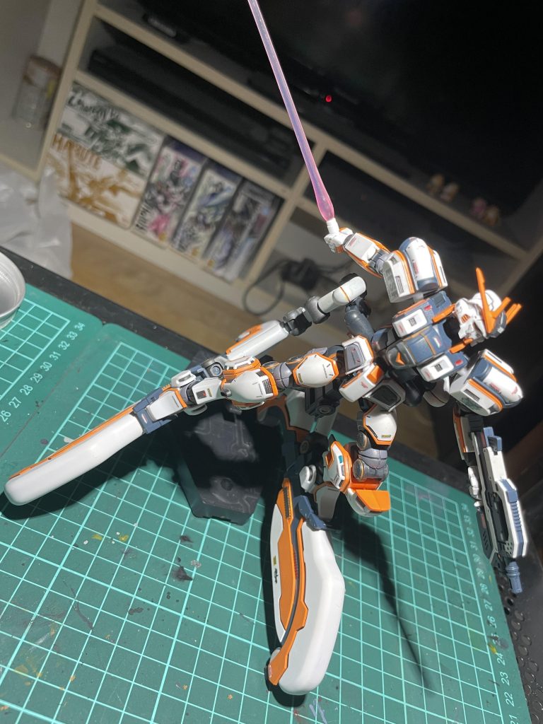 HG ガンダムアトラス–3枚目/制作者：とるてぃ@trtysm