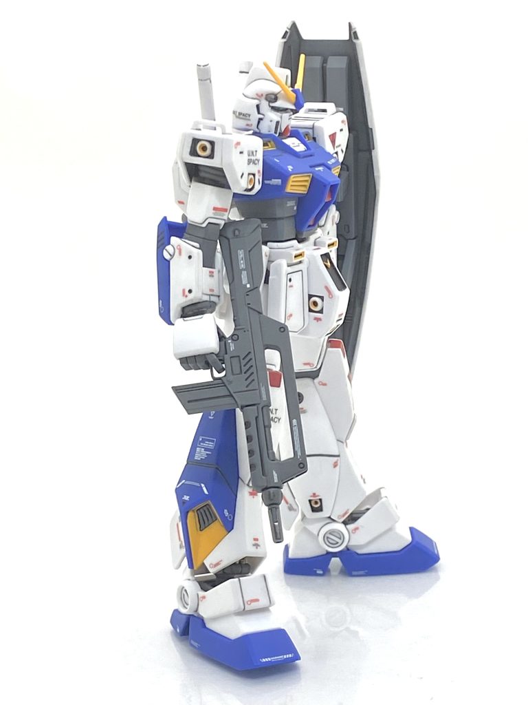 アレックスがやっと成型色仕上げでも、まずまずの物が出来て安心しました。