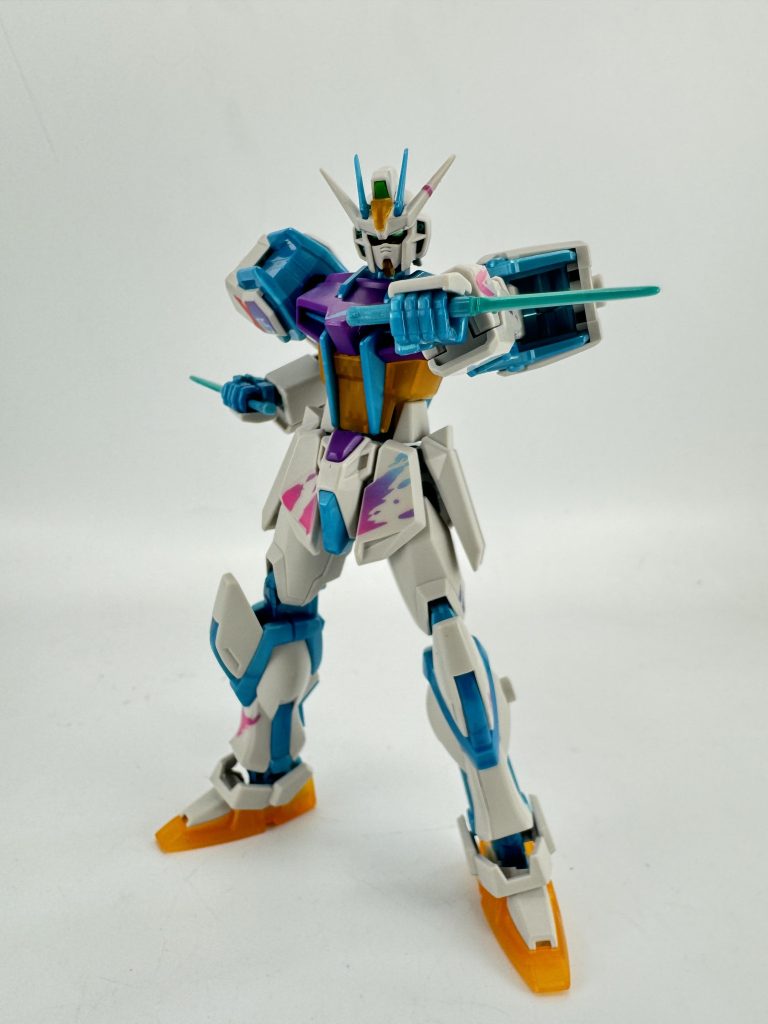 ナイフ構えストライクは武装がこれだけになったときが一番怖いと聞く。(パイロット次第か…?)