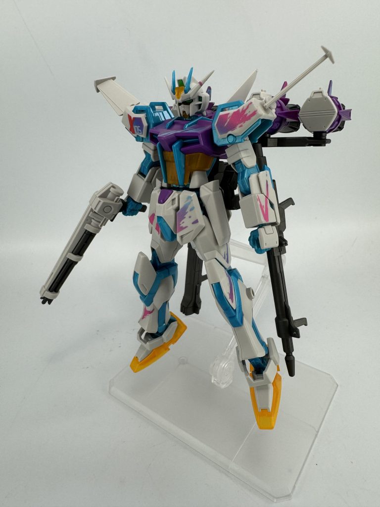 ガンバレルストライカー装備オリジナル仕様でバスターガンダムの武装も付属していました。グゥレイト!