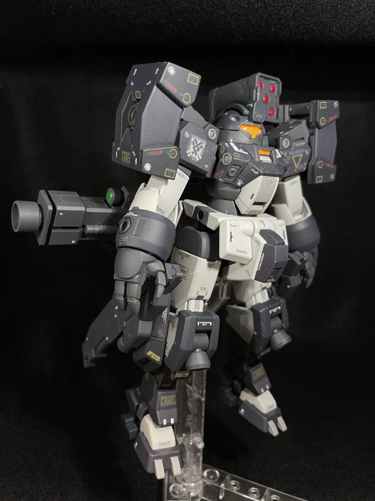 お気付きの通り、自立できません。反省点だなー...