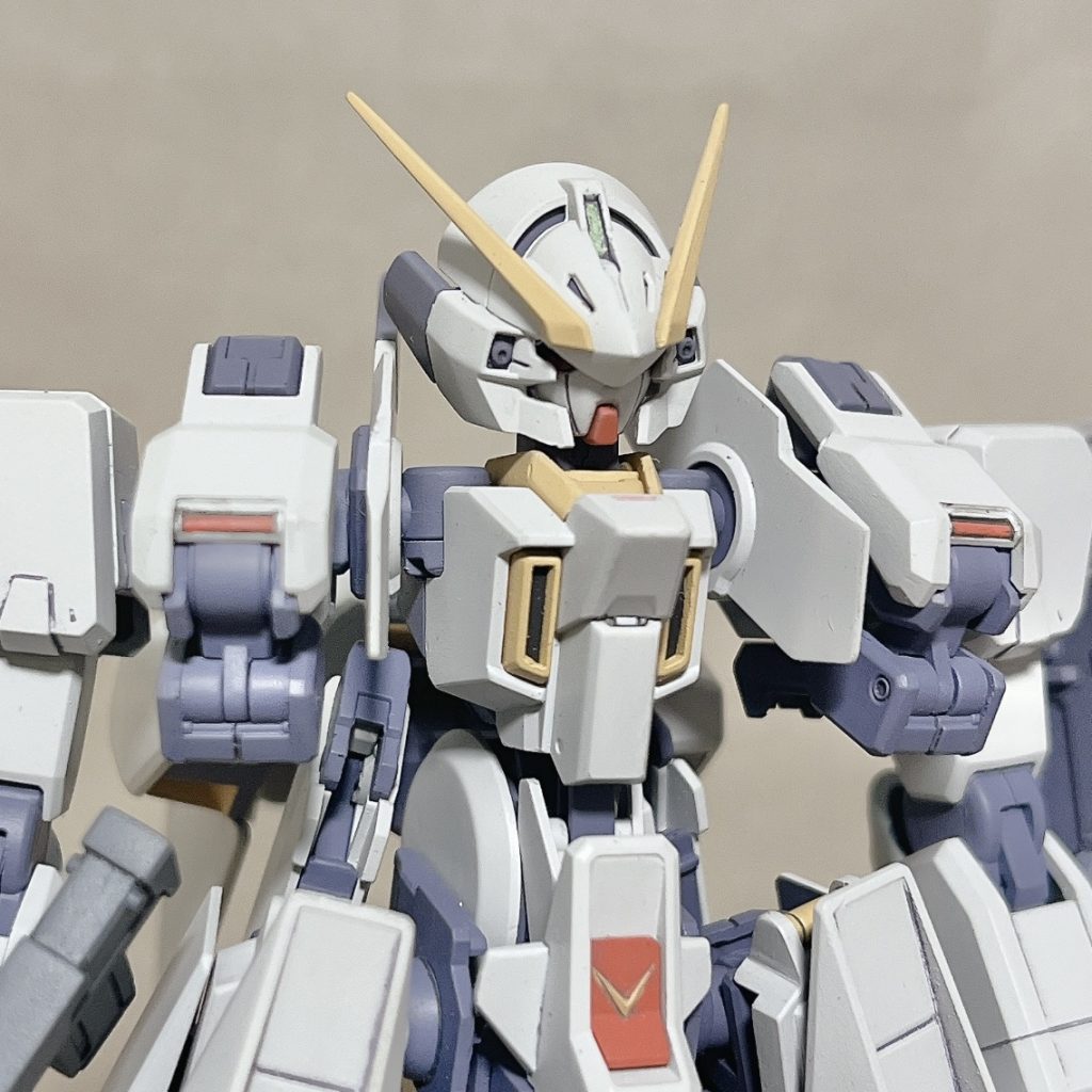 目も塗装したがほとんど見えない