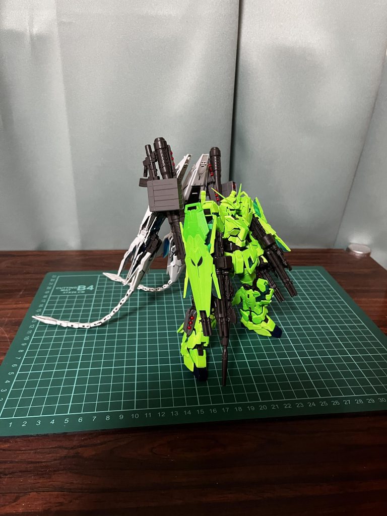 パーフェクトフルアーマーユニコーンガンダム–3枚目/制作者：アッキー