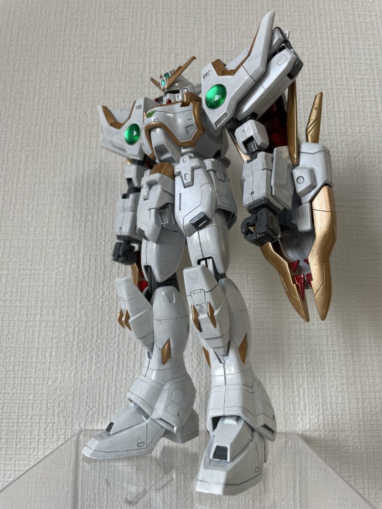 水性ホビーカラーで、筆塗り。