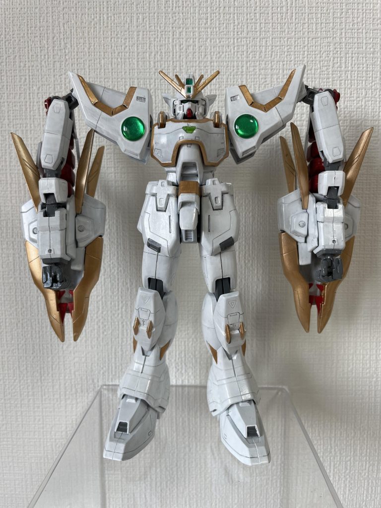 腕がめっちゃ伸びる。