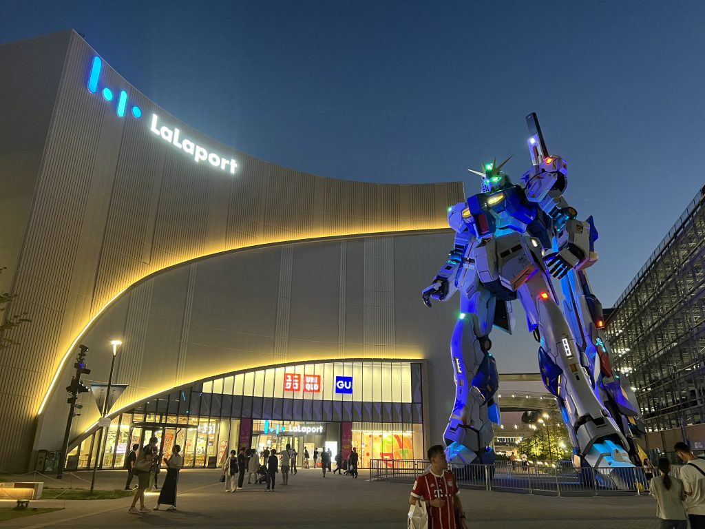 ららぽのνガンダムとてもかっこよかったです。
