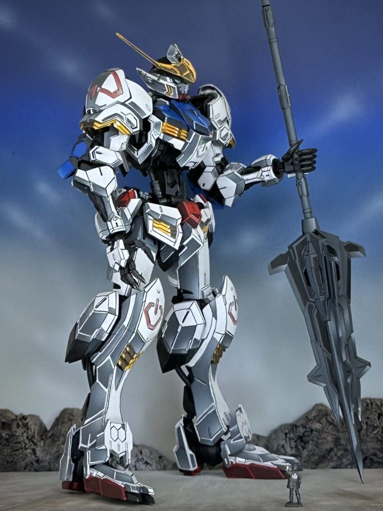 影はデザインっぽく入れてみました。三日月も頑張って塗っています🌙ちょっと画質が悪いですが気に入っている写真です。