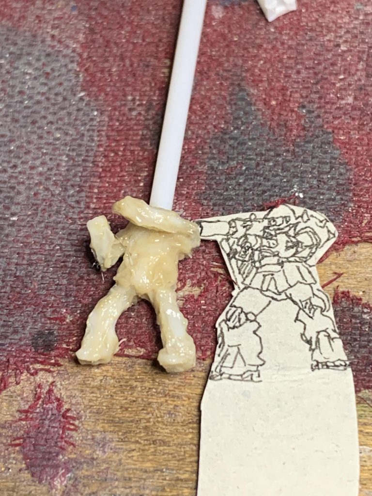 最初はヒートアイゼンでプラを溶かして成形しようとチャレンジしましたが、なんかイマイチだったのでエポパテに変更。