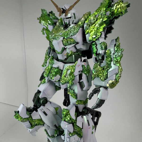 ユニコーンガンダム　光の結晶体