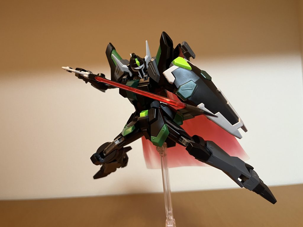 HG ブラックナイトスコードルドラ (グリフィン・アルバレスト専用機)–3枚目/制作者：刺身オレンジ