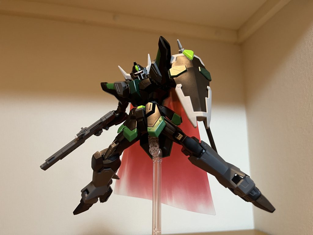HG ブラックナイトスコードルドラ (グリフィン・アルバレスト専用機)–2枚目/制作者：刺身オレンジ