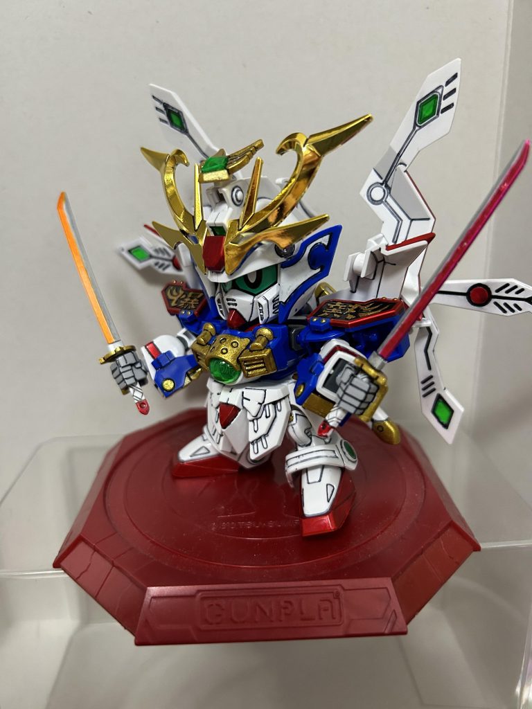 刀は【熱波刀】【爆烈刀】と名前があったので刀身に色をつけてみました。