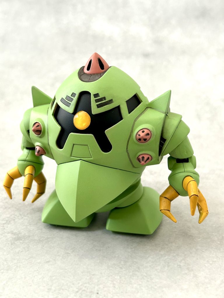 SDの中でも、ゾックは面が広い部品が多いのでエアブラシ塗装が出来ました🤩よかった〜✨ 