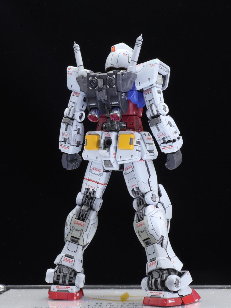 ビームサーベル先端にはセンサーを追加真鍮線で製作してます