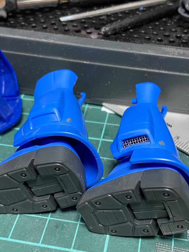 ここは完成してみると…なかなか見えないところですが、見えないところこそ!オシャレを!って事で、大変な作業でしたが良しとします!笑