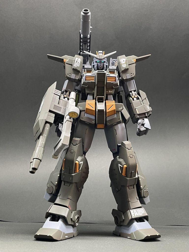 正面ショットキットはガンダムver2.0の流れを汲み、GMSPⅡにアーマーを取り付けた印象です。フレームはABSからPSに変更されており、サクサク作れました😄