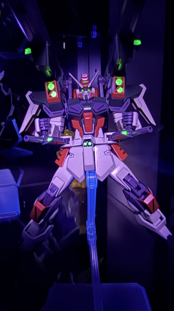 蛍光塗料のアクセントが効いてるショットになります。艶消ししたら追加写真挙げれればと思います。<(_ _)>