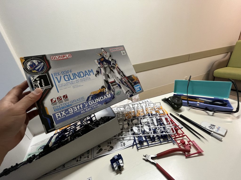 個室だったので可愛い看護婦さんに、ニッパーの持ち込みOKもらいました！