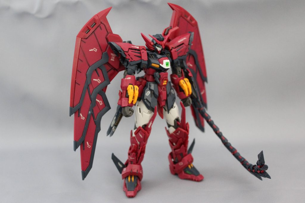 脚が頭になるんですよね。変形後はハンブラビみたい。(変形試してないので、画像は無いです・・・)