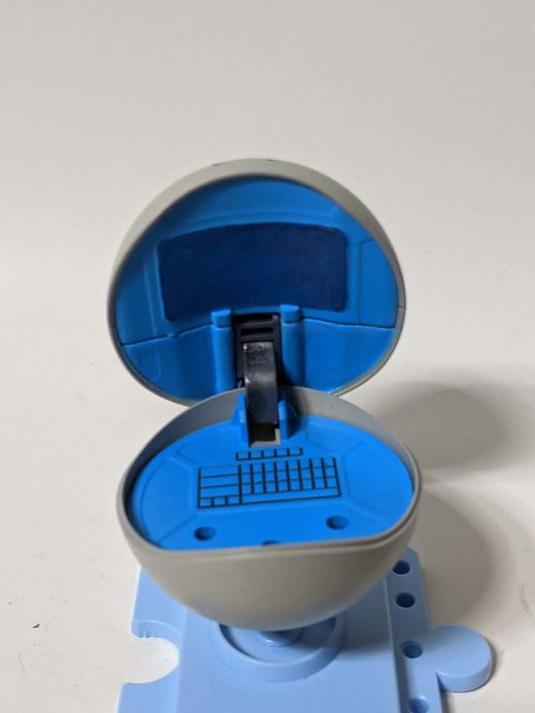 パソコン内蔵らしいです。