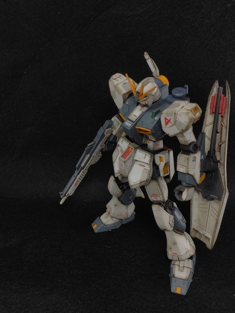 ニューガンダム–3枚目/制作者：sonp