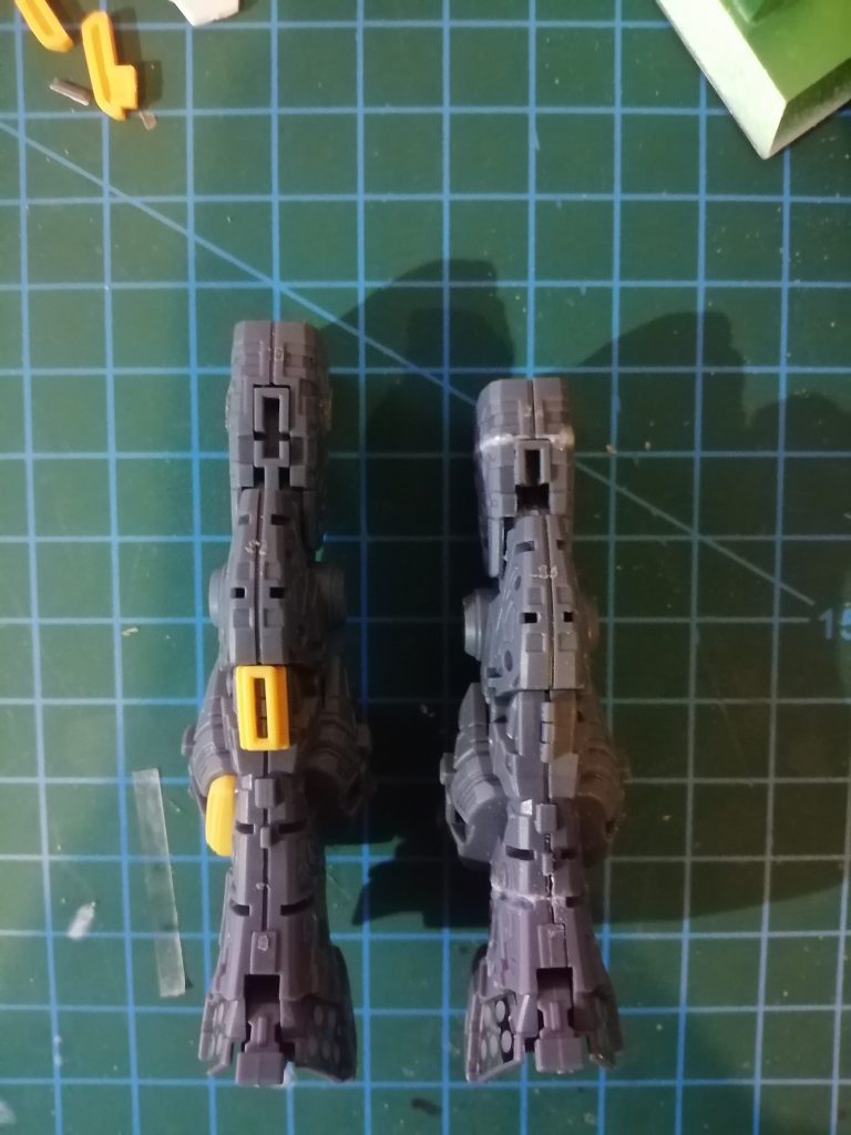 原本的腿部太长了，切开缩短