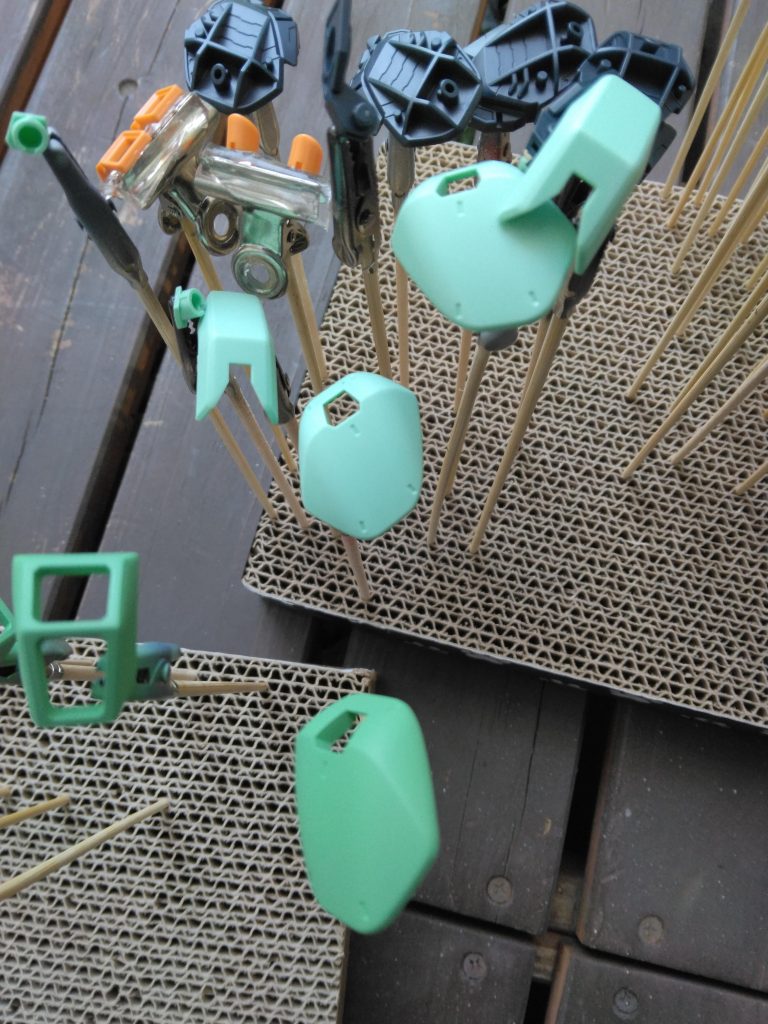 上が塗装前下が塗装後