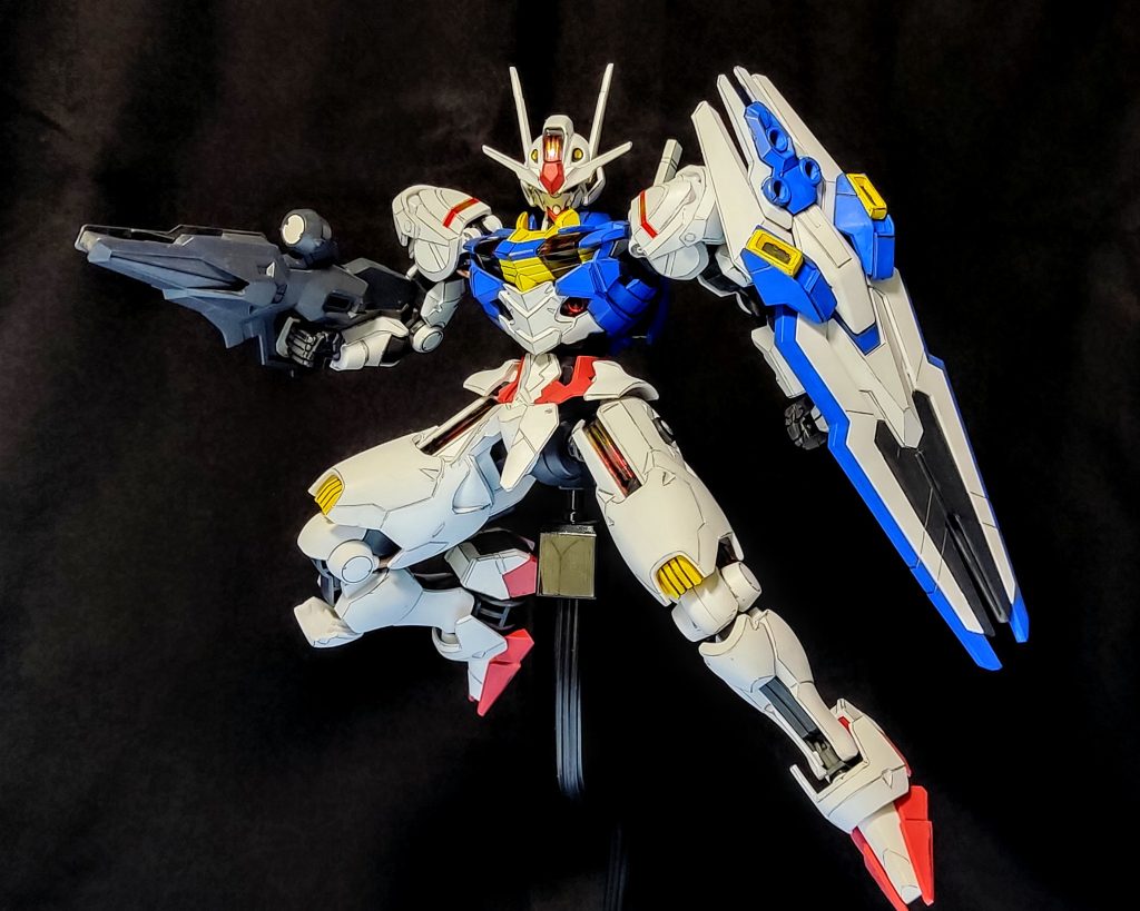 全塗装ですが、ベースカラーを変えていないので、変化が分からないですね。ディアクティブホワイト、フリーダムブルー、赤＋白、ファントムグレーを使っています。