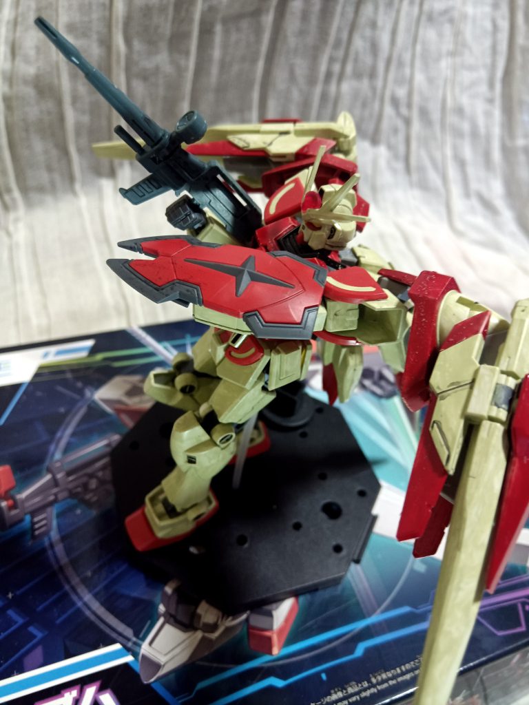 ヲーガンダム–3枚目/制作者：700nc