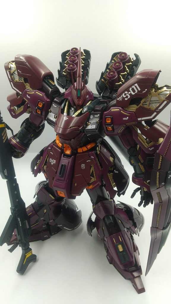 見下ろす感じで